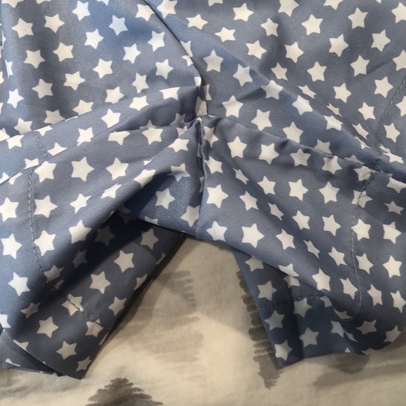 NWT Kori pleated shorts bluish gray with stars sz Small - Picture 3 of 5